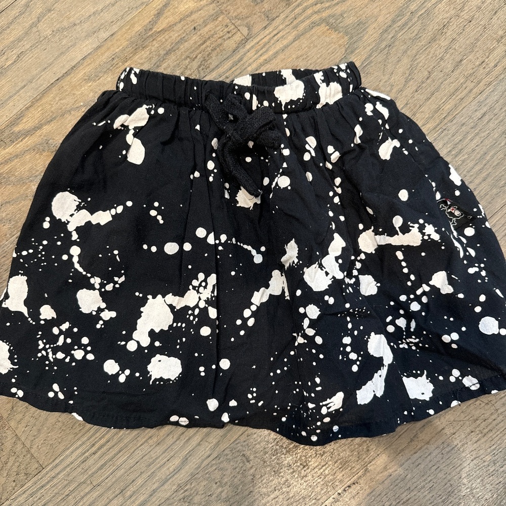 Adorable NUNUNU Splatter Skirt - Size 4-5